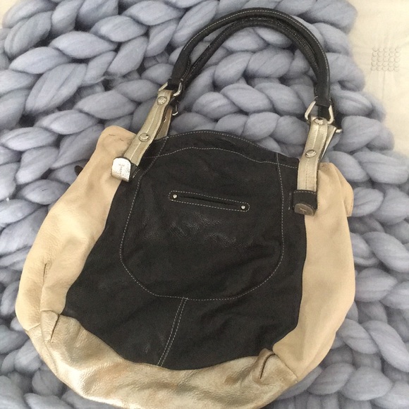 B. Makowsky Handbag - Picture 2 of 4